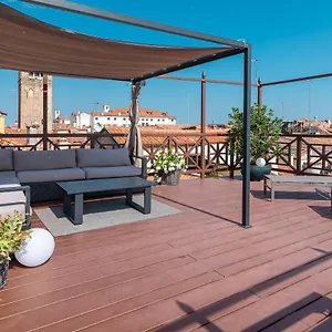 https://la-finestra-sulle-beccarie.hotelslidodijesolo.com