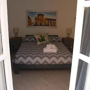 ortyx-mini-suite.sicilyhotelsitaly.net/