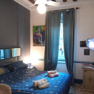 Bed & Breakfast Biennale