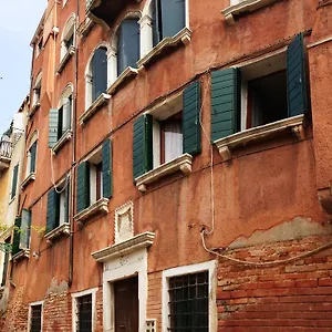 Sweet New Gasthof Venedig